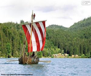 Puzzle de Barco vikingo o drakkar con todos los remeros en acción y la vela hinchada por el viento