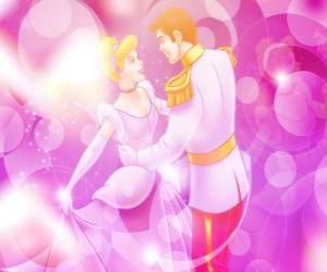 Puzzle de Cenicienta y el Príncipe bailando