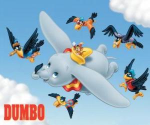 Puzzle de Dumbo, el pequeño elefante, volando usando sus grandes orejas como alas