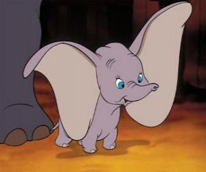 Puzzle de Dumbo, el pequeño elefante, con grandes orejas