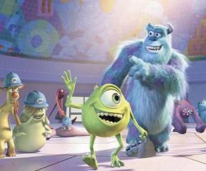 Puzzle de James P. Sullivan conocido como Sulley es el mejor monstruo asustador de la empresa, junto a su amigo Mike.