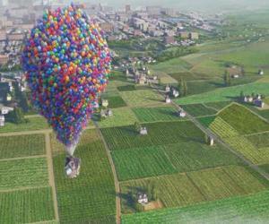 Puzzle de La casa de Karl volando por el cielo impulsada por miles de globos de helio