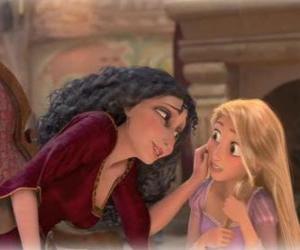 Puzzle de Madre Gothel es quien encierra a Rapunzel en la torre, para proteger su pelo mágico