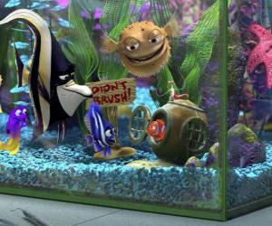 Puzzle de Nemo en la pecera con sus nuevos amigos