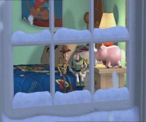 Puzzle de Woody, Buzz Lightyear y Hamm escuhando los regalos de navidad de Moly y Andy
