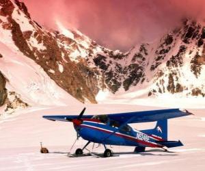 Puzzle de Avioneta Cessna 185 en la nieve
