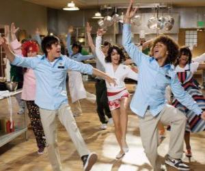 Puzzle de Bailando en la cocina 