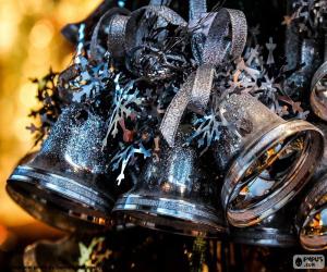 Puzzle de Campanas navideñas plateadas