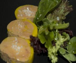 Puzzle de Foie gras mi-cuit con ensalada