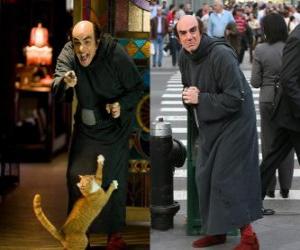 Puzzle de Gargamel y su gato Azrael buscano a los Pitufos en Manhattan