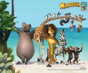 Puzzle de Gloria la hipopótamo, Melman la jirafa, Alex el león, Marty la cebra con otros protagonistas de las aventuras