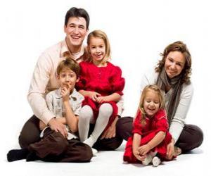 Puzzle de La família reunida para celebrar el día de la Madre