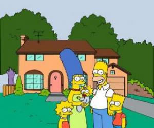 Puzzle de La família Simpson delante de su casa en Springfield