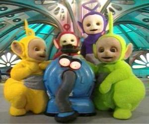 Puzzle de Los Teletubbies con Noo-noo, la aspiradora que los cuida