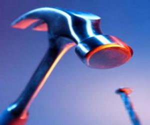 Puzzle de Martillo de orejas, similar al martillo de carpintero