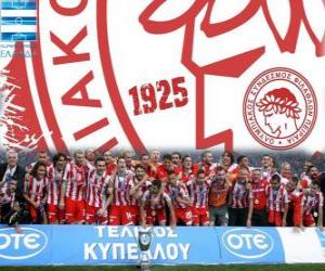 Puzzle de Olympiacos del Pireo, campeón Super League 2011-2012, liga griega de fútbol