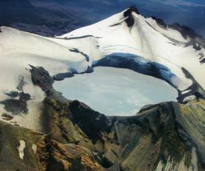 Puzzle de Parque Nacional de Tongariro, Nueva Zelanda.