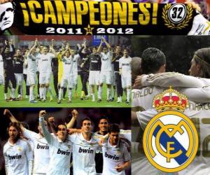 Puzzle de Real Madrid, campeón de la liga española de fútbol 2011-2012
