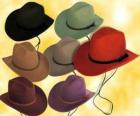 Sombreros de varios colores
