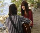 Shane (Joe Jonas) cantando junto Mitchie Torres (Demi Lovato) 
