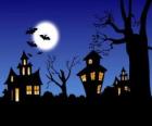 Casa encantada en la noche de Halloween - Luna llena y murciélagos