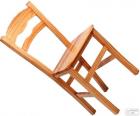 Silla simple de madera