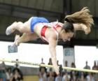 Yelena Isinbayeva saltando
