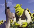 Shrek, el ogro, con su amigo Burro