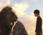 Aslan el león hablando con el joven Edmund