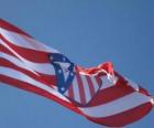 La bandera del Atlético de Madrid es de franjas rojas y blancas