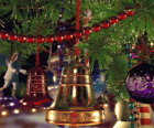 Campanas de Navidad con hojas 