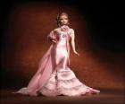Barbie con vestido de fantasía para fiesta 