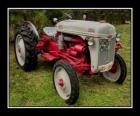 Tractor antiguo