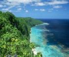 Rennell Este, es el atolón de coral elevado más grande del mundo. Islas Salomón.