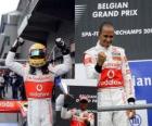 Lewis Hamilton celebra su victoria en Spa-Francorchamps, Gran premio de Bélgica 2010