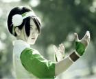 Toph Bei Fong, Toph es una niña ciega de nacimiento que acompaña a Aang en su viaje y para enseñarle el Tierra - control 