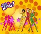 El equipo de superespías de las Totally Spies. Sam, Clover y Alex con sus trajes de espía