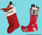 calcetines de Navidad con obsequios dentro