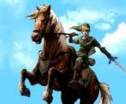 Link a caballo con la espada en las aventuras del vídeojuego La Leyenda de Zelda