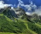 El Col des Aravis es un paso de montaña en los Alpes franceses 