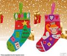 Dos bonitas botas de navidad decoradas