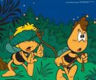 La abeja Maya y su amigo Willy jugando