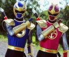 Thunder Ranger es un duo Crimson i Navy