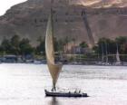 El rió Nilo es el mayor río de África,a su paso por Egipto 