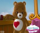 Tiernosito, el pequeño oso con un corazón sobre la barriga