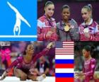 Podio gimnasia artística concurso completo individual femenino, Gabrielle Douglas (Estados Unidos), Viktoria Komova y Aliya Mustafina (Rusia) - Londres 2012 -