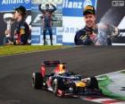 Sebastian Vettel celebra su victoria en el Gran Premio de Japón 2012