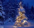 Árbol navideño nevado