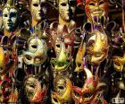 Máscaras clásicas de carnaval con distintos diseños