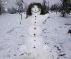 Un divertido muñeco de nieve